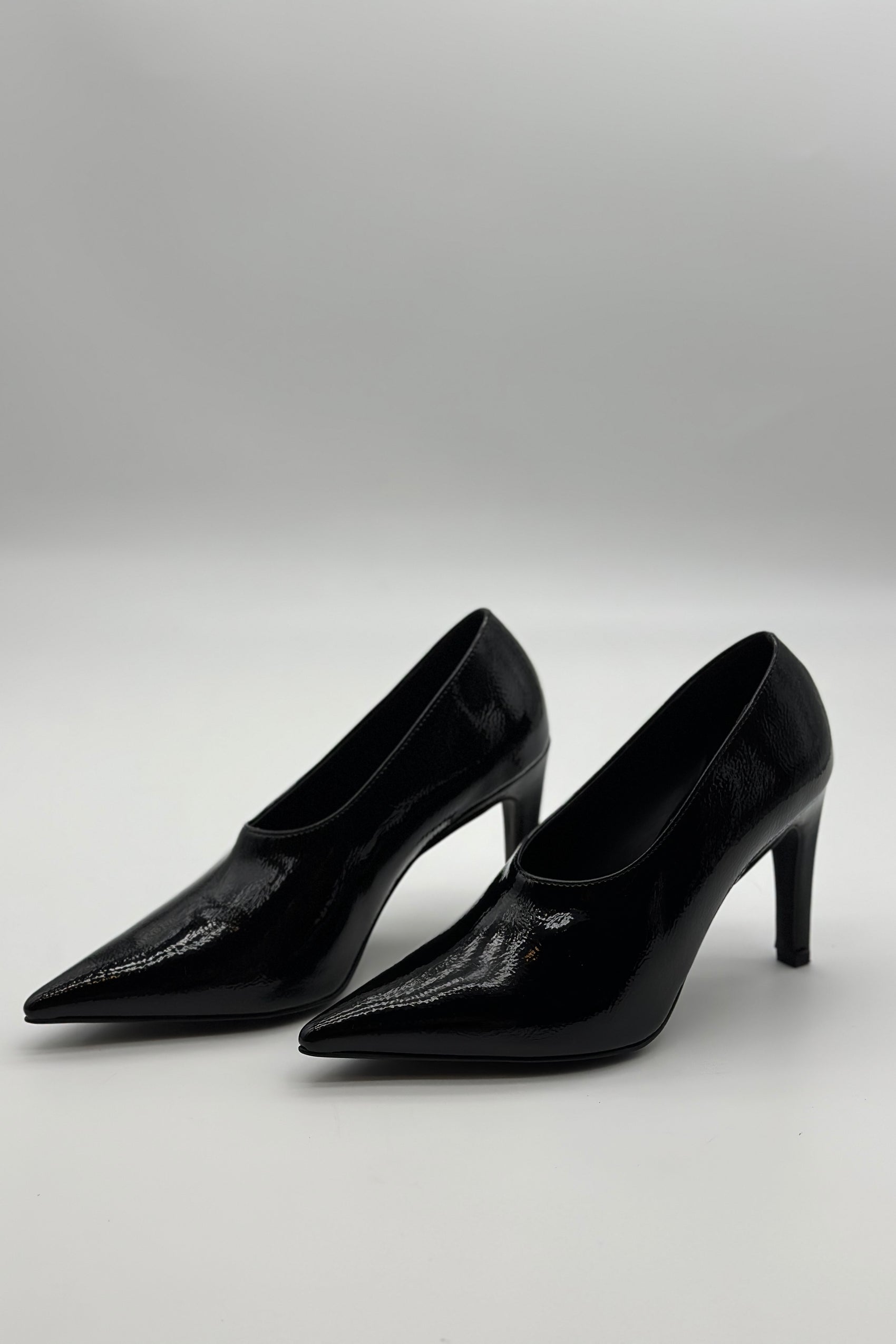 Ovye’ Decolletè Slide