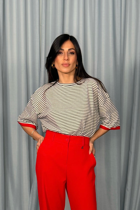 T-shirt a righe vestibilità ampia con maniche contrasto