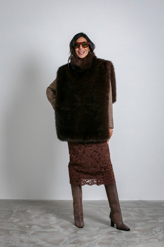 Ecofur senza maniche con collo alto ampio