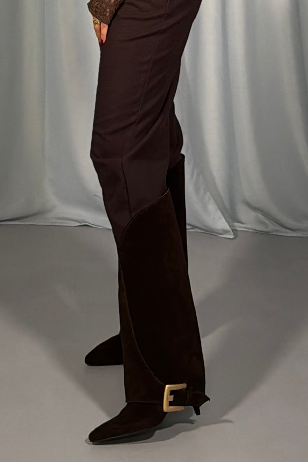 Ovye’ Stivale Camoscio Fibbia Oro