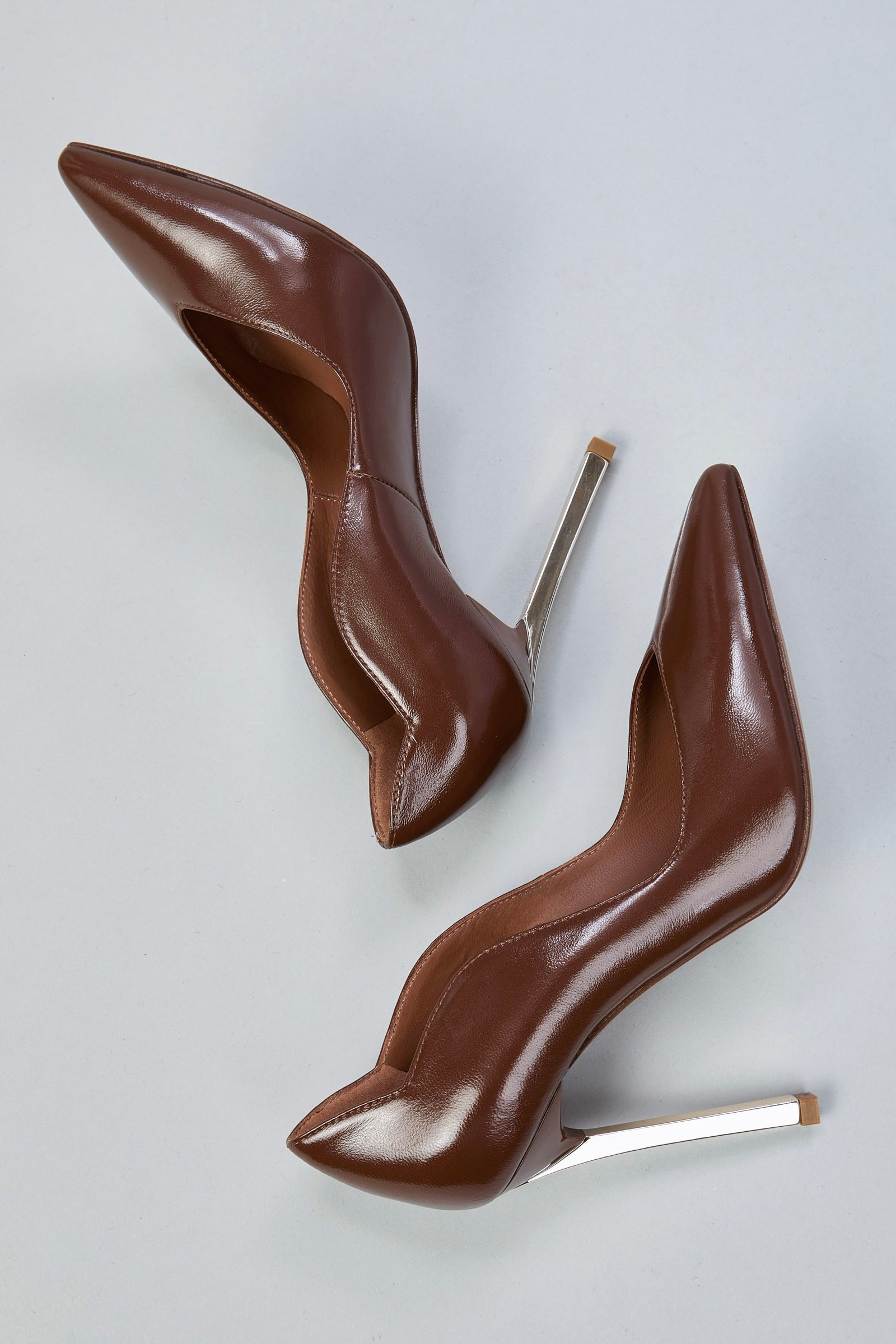 Ovye’ Decollètè Tacco Platino