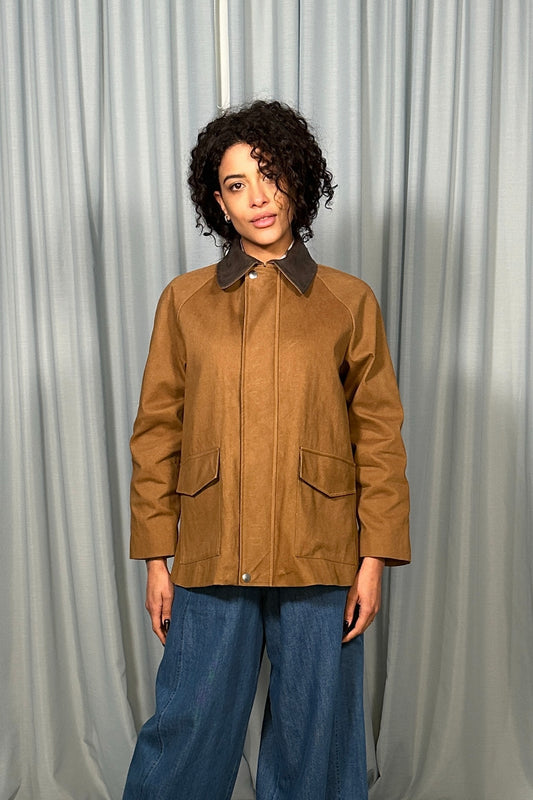 Giacca camicia con tasche frontali ampie