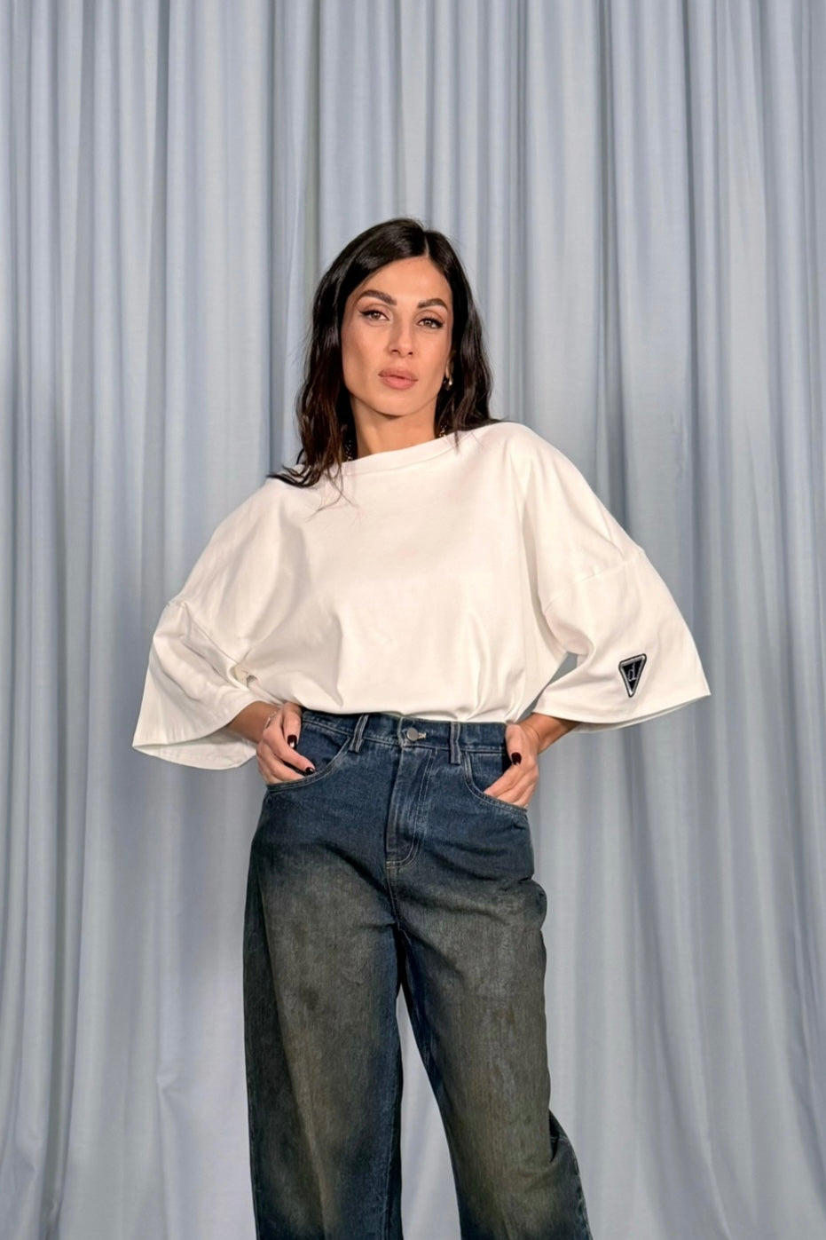 T-shirt con maniche corte logo