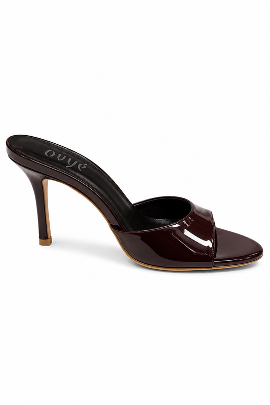 Ovyè Mules Vernice Con Fascia