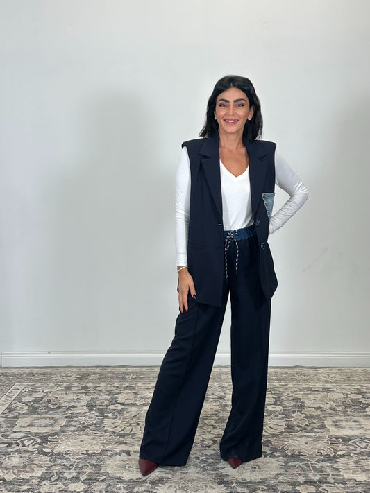 Pantaloni coulisse e inserti denim