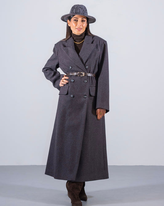 Cappotto doppio petto lungo con cintura borchiata
