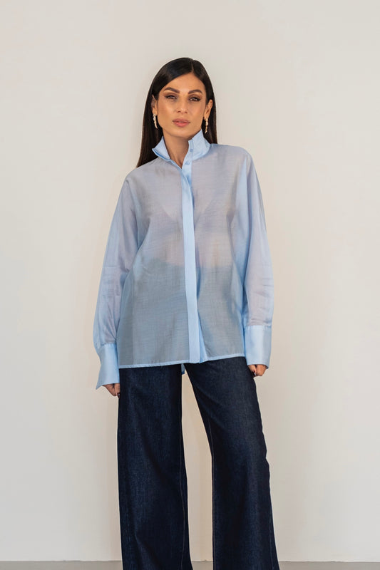 Camicia trasparente con collo vulcano