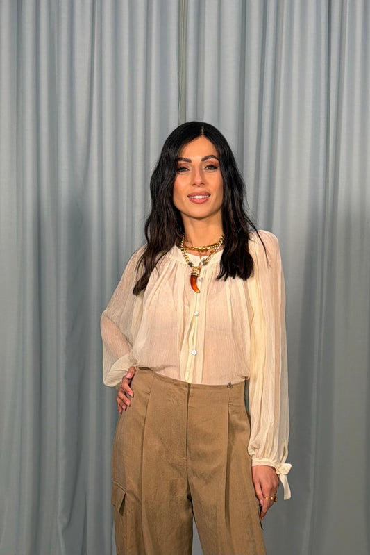 Camicia ampia con maniche lunghe e bottoni