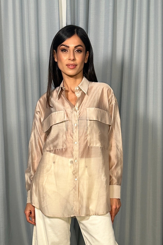 Camicia con maxi tasche e maniche lunghe