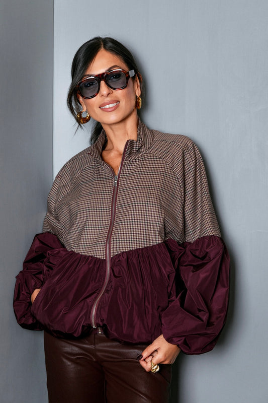 Bomber con maniche balloon e zip frontale