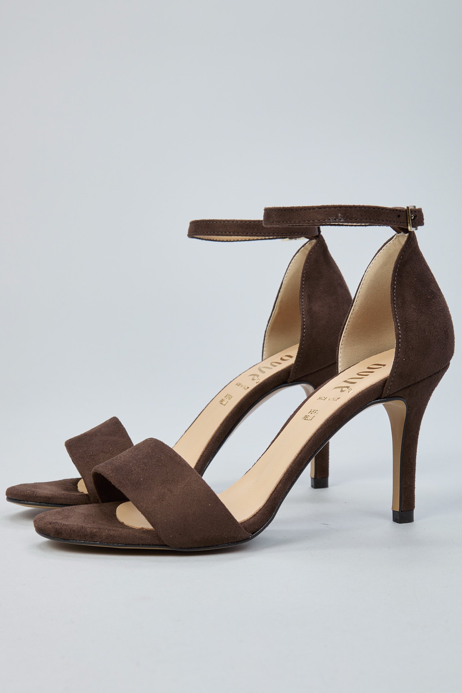 Ovyè Sandalo In Suede