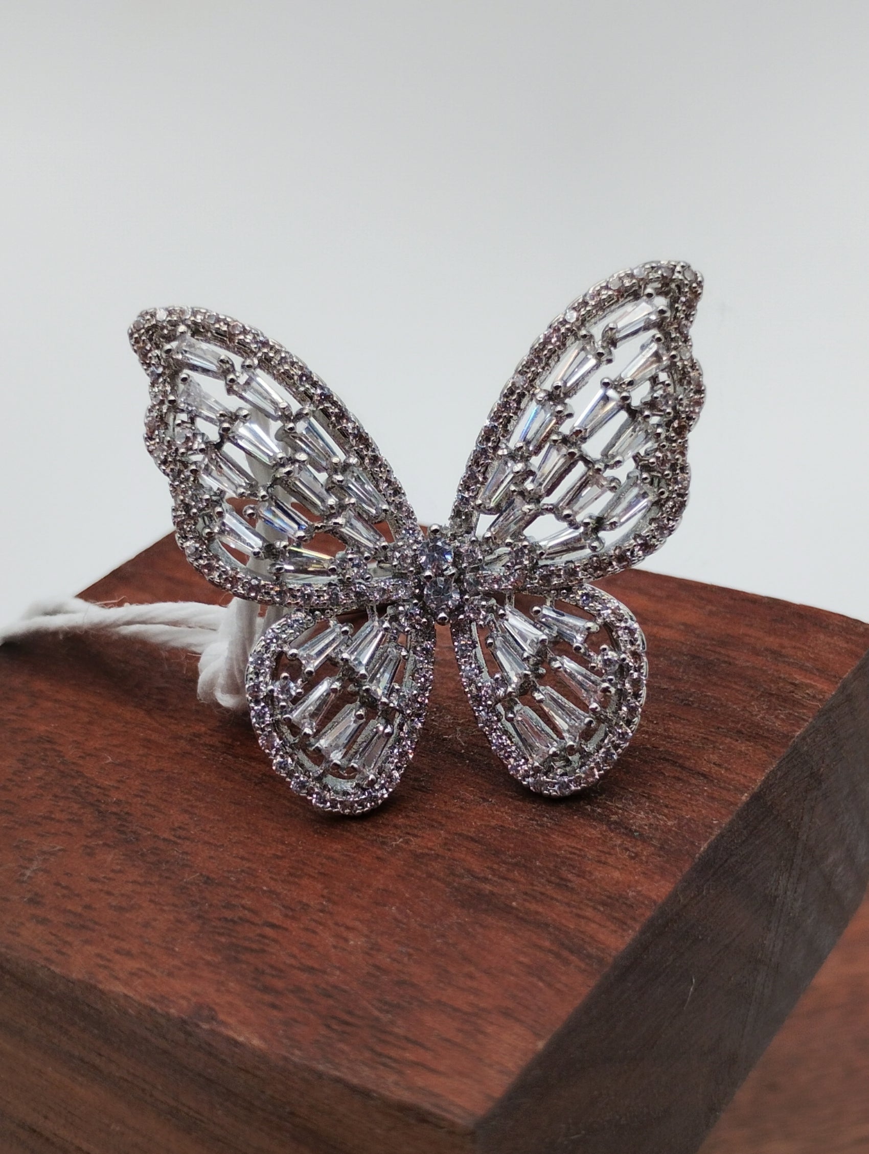 Anello farfalla a